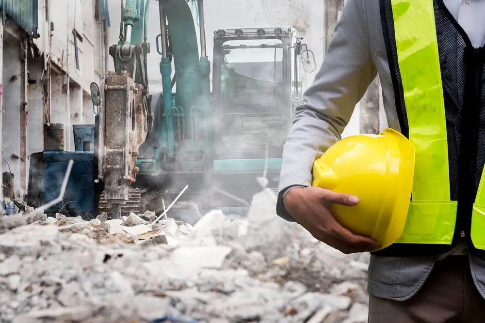 Démolition à Mayet