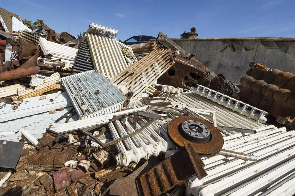 Récupération de métaux à Mayet